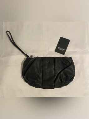 Simply Vera by Vera Wang Pleated Black WRIST Satchel Purse 10 x 6"